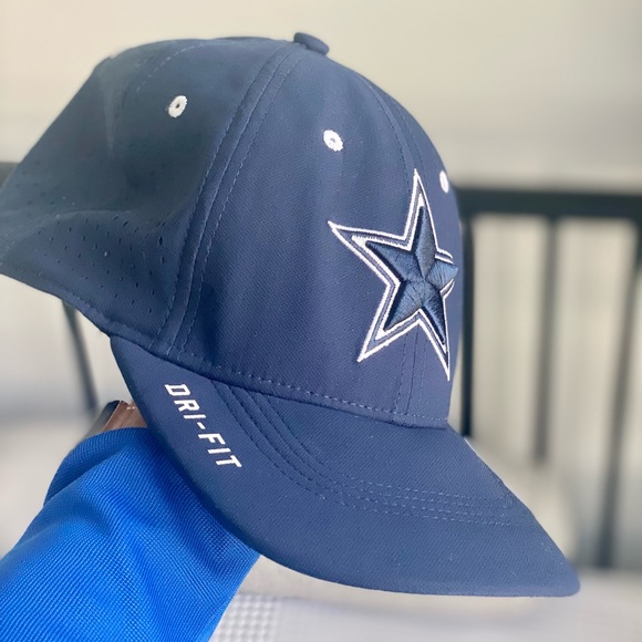Men’s Nike Dallas Cowboys OS Fitted Dri-Fit Sideline Hat, Navy - Picture 5 of 5